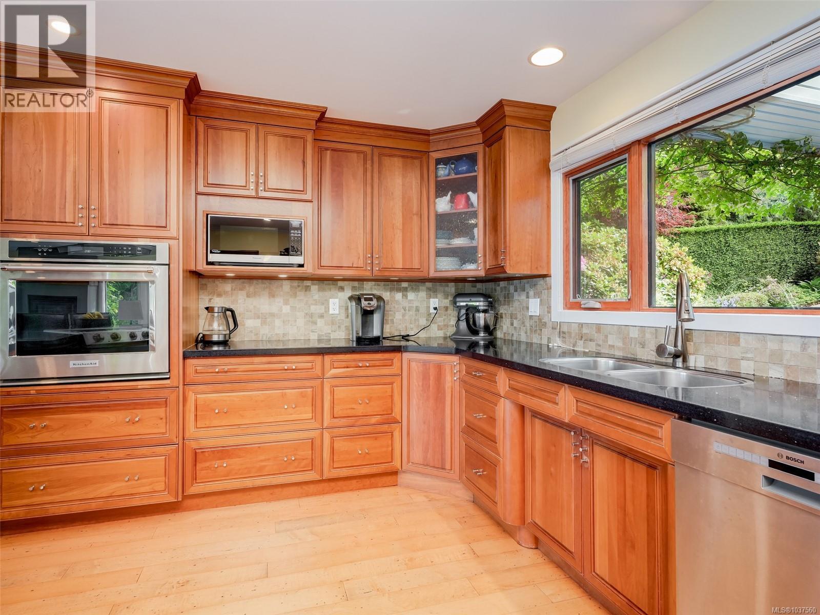 11657 Jupata Way - 13