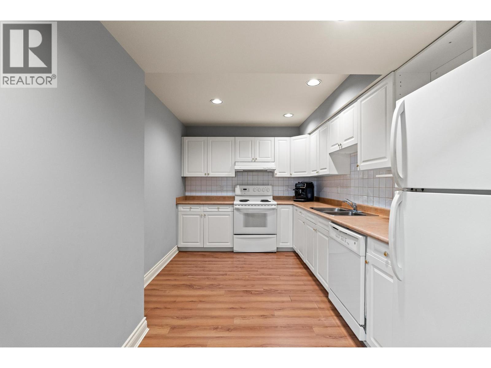 4149 COVENTRY WAY, North Vancouver