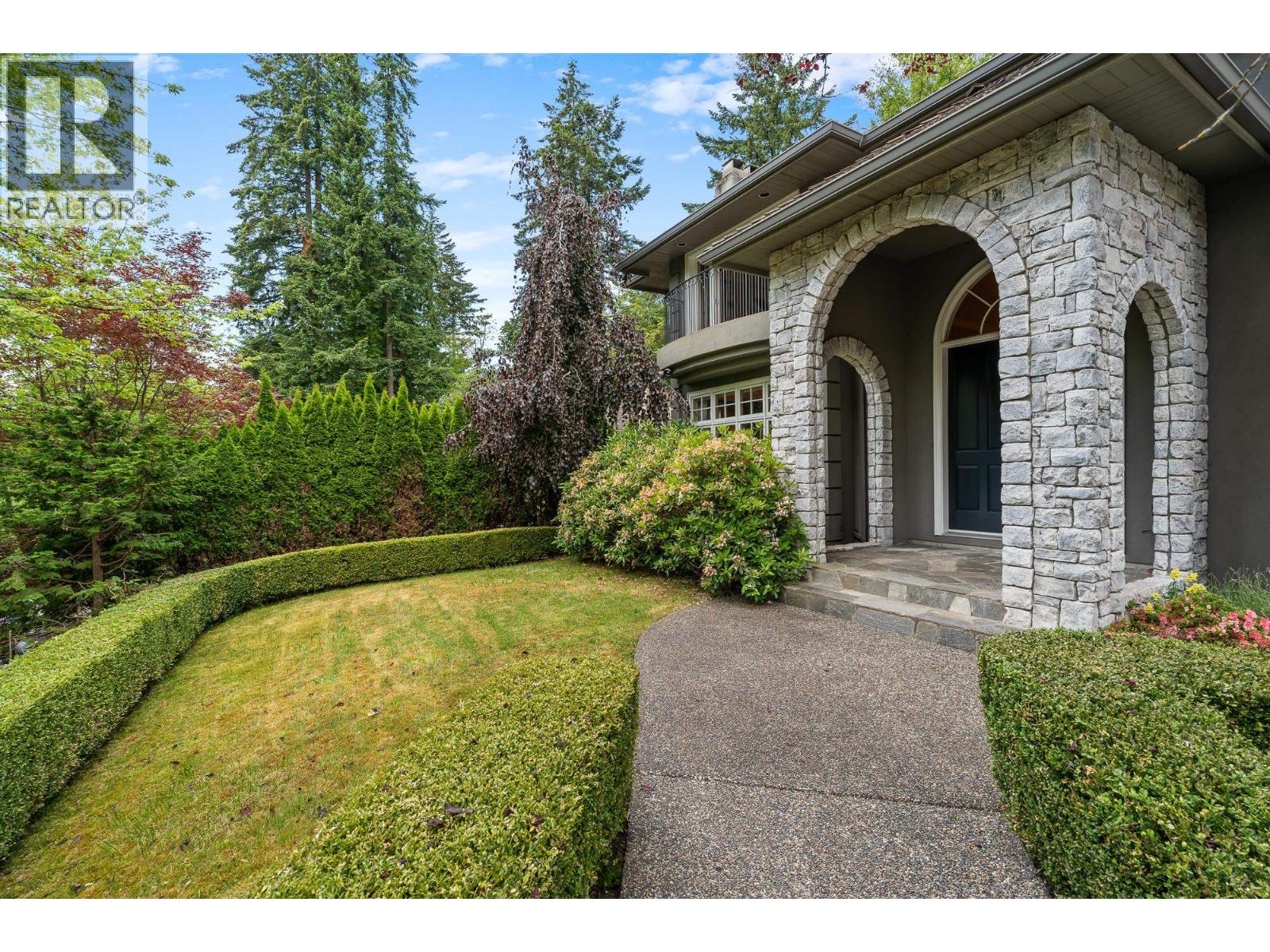 4149 COVENTRY WAY, North Vancouver