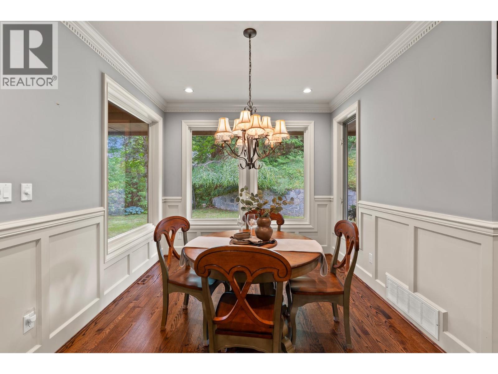 4149 COVENTRY WAY, North Vancouver