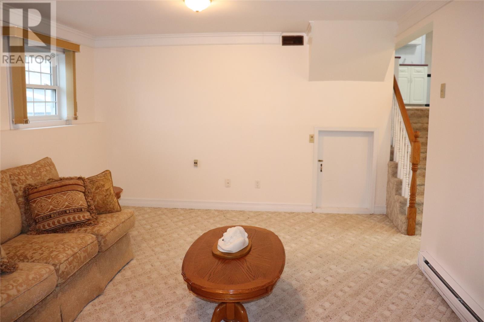 96 Colonial Avenue - 19