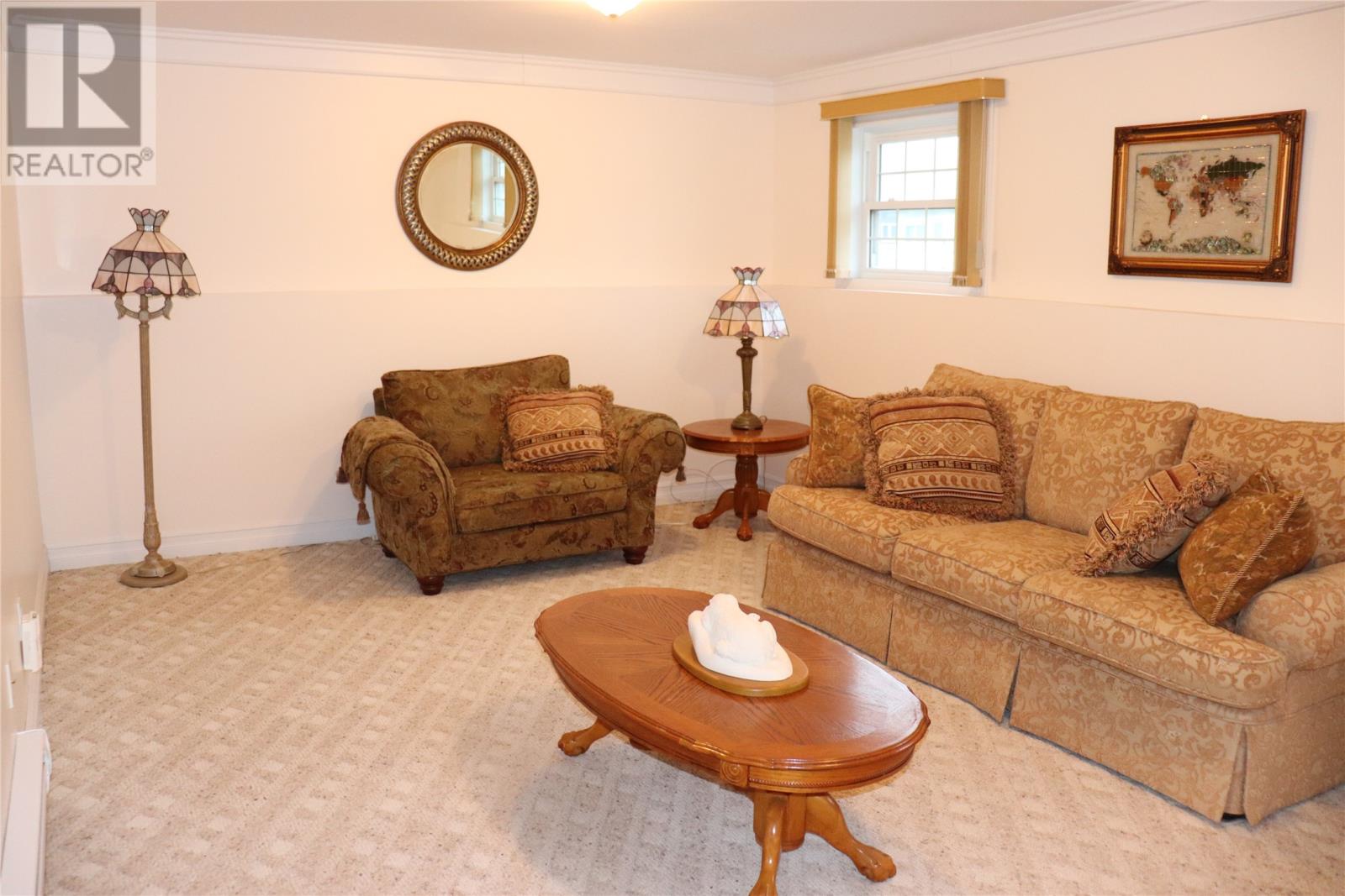 96 Colonial Avenue - 20