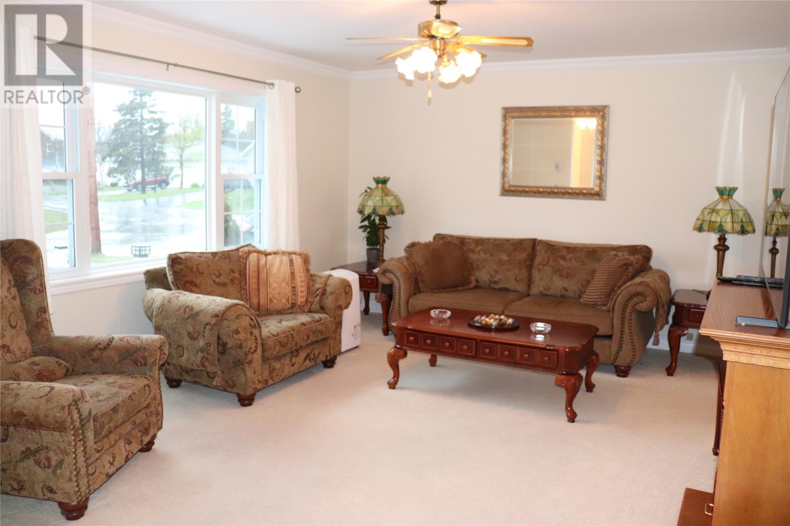 96 Colonial Avenue - 5