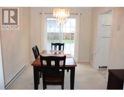 96 Colonial Avenue thumbnail 11