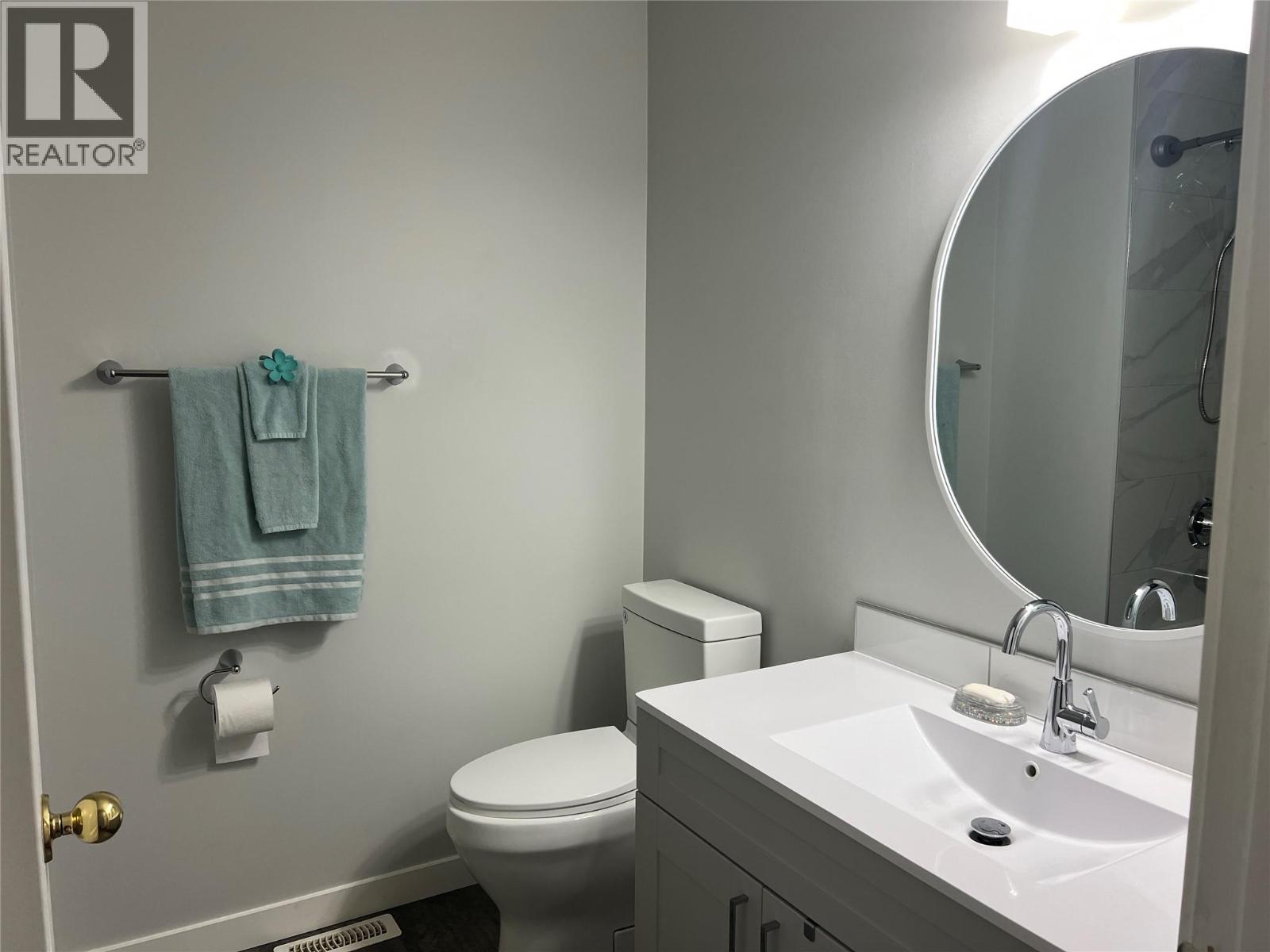 5120 41 Street NE - 24