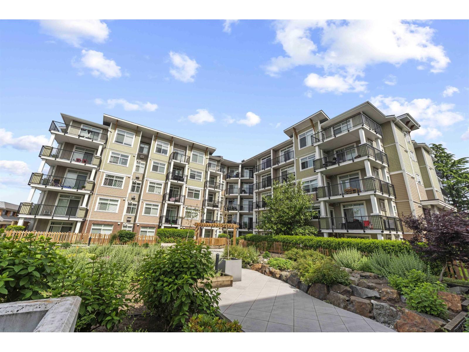 305 20686 EASTLEIGH CRESCENT