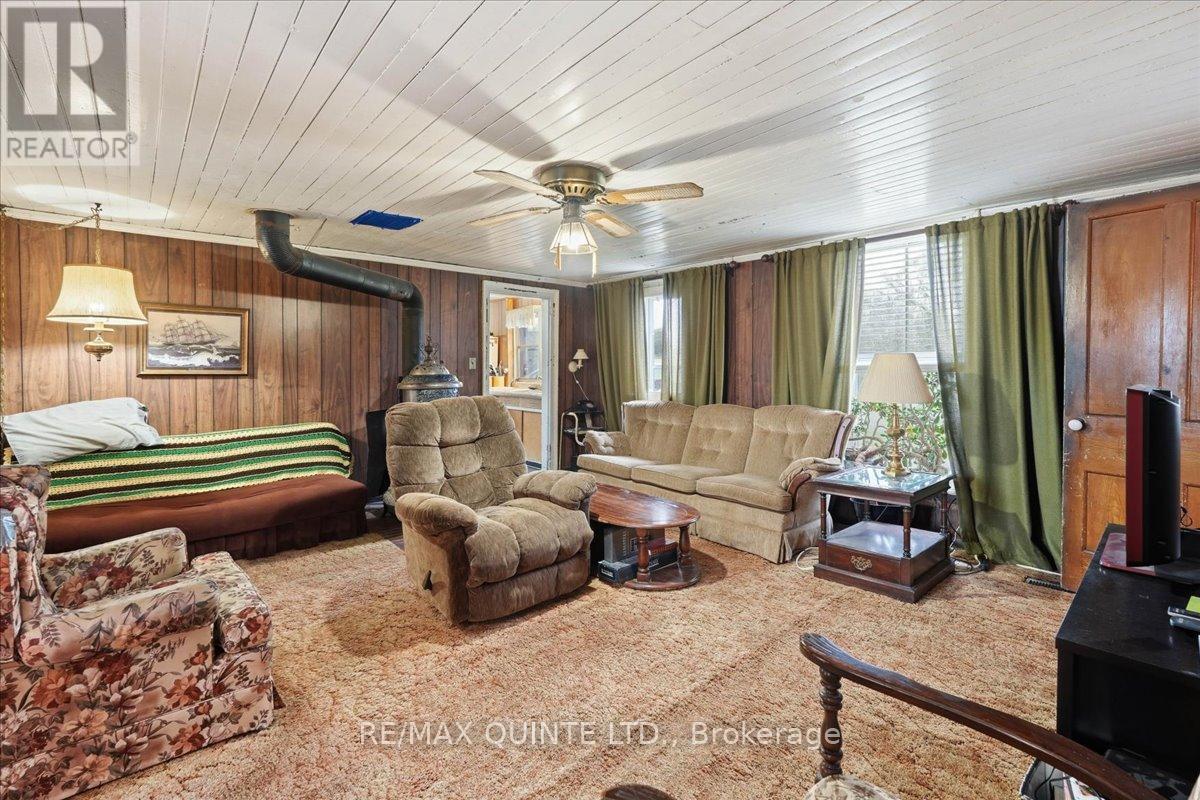 115 GIBSON ROAD - 32