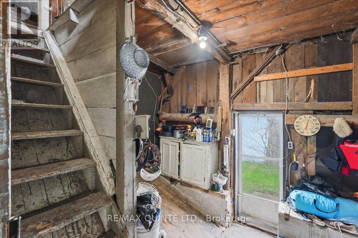 115 GIBSON ROAD - 38