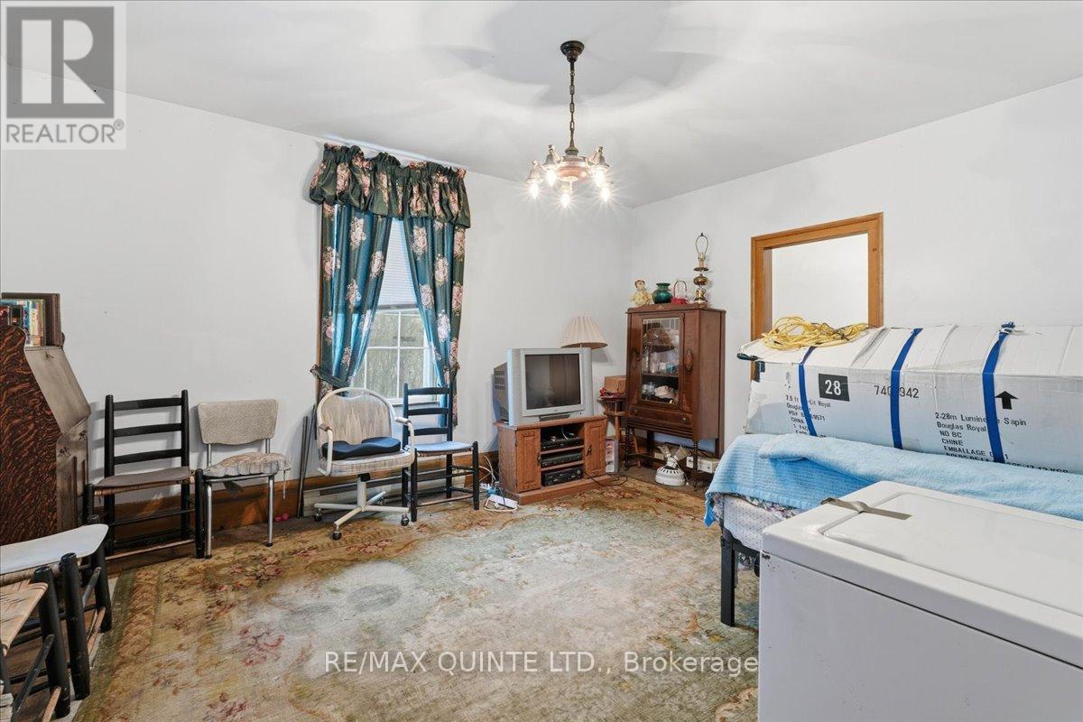 115 GIBSON ROAD - 33