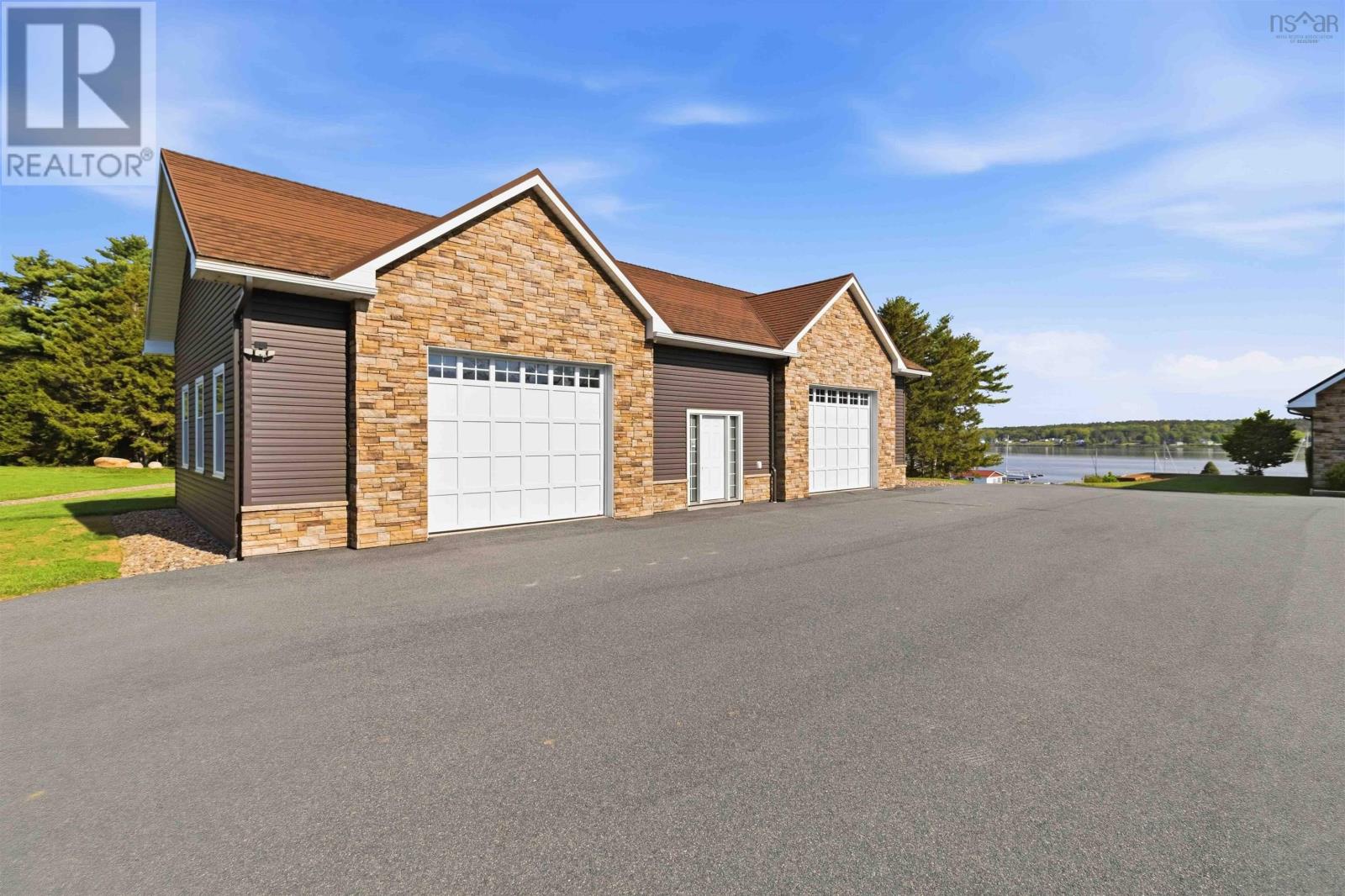 Property 34 of 50 of 2539 Highway 331