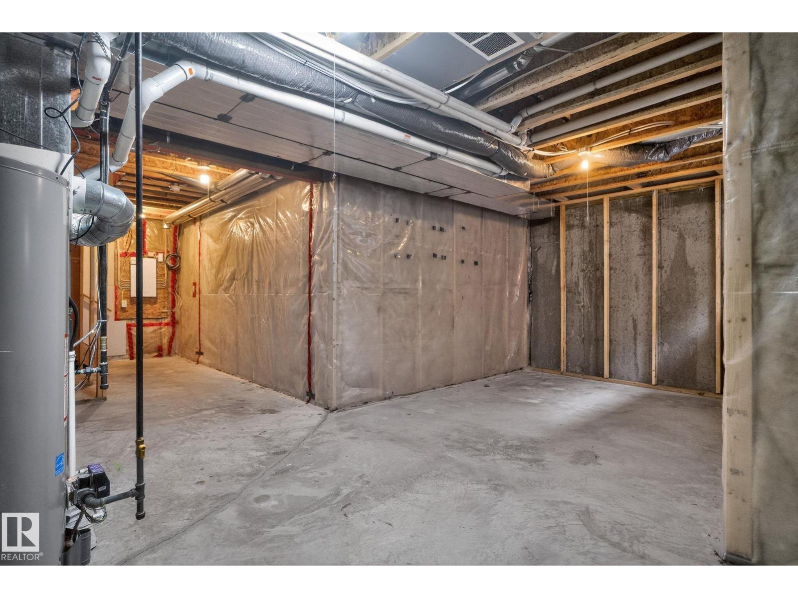 #11 450 MCCONACHIE WY NW - 47