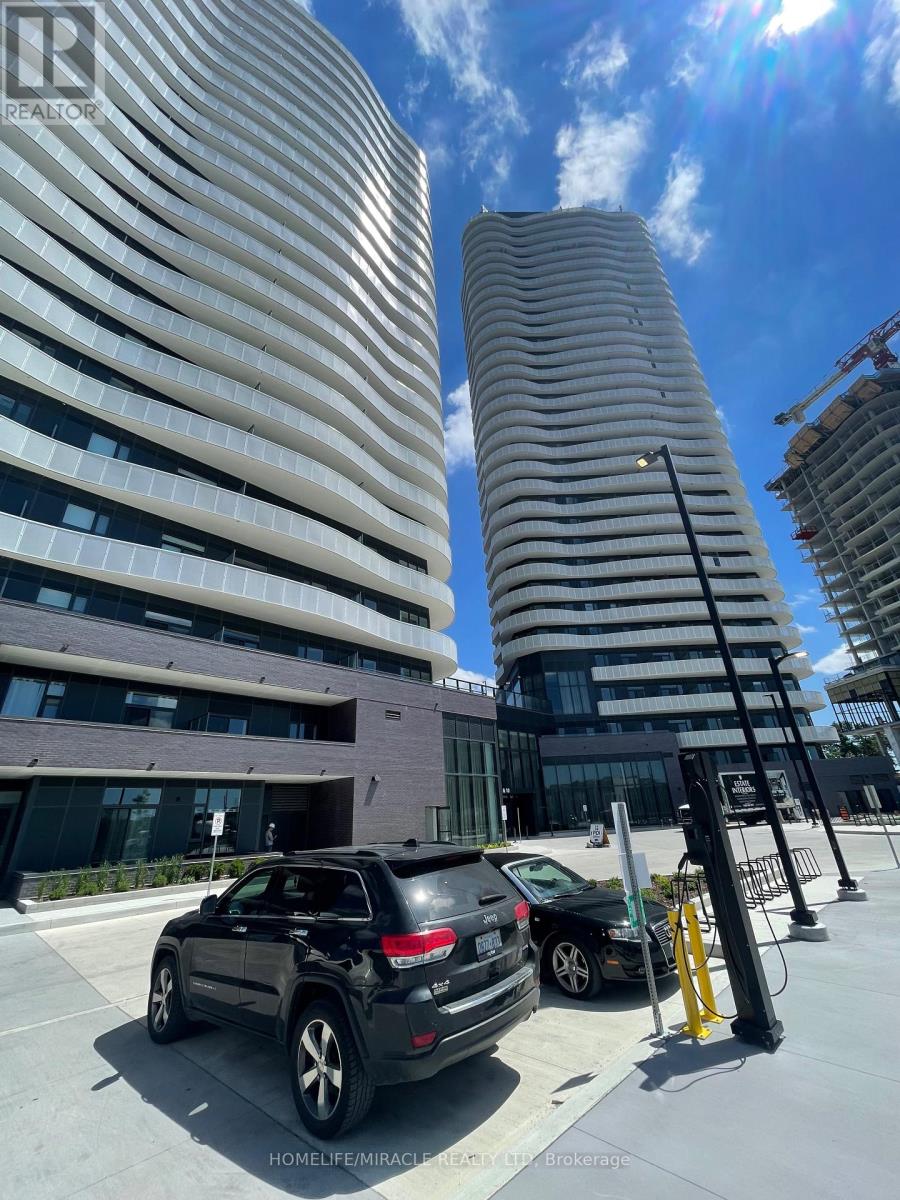 Listing photo of #1010 - 10 FLAVELLE TRAIL
