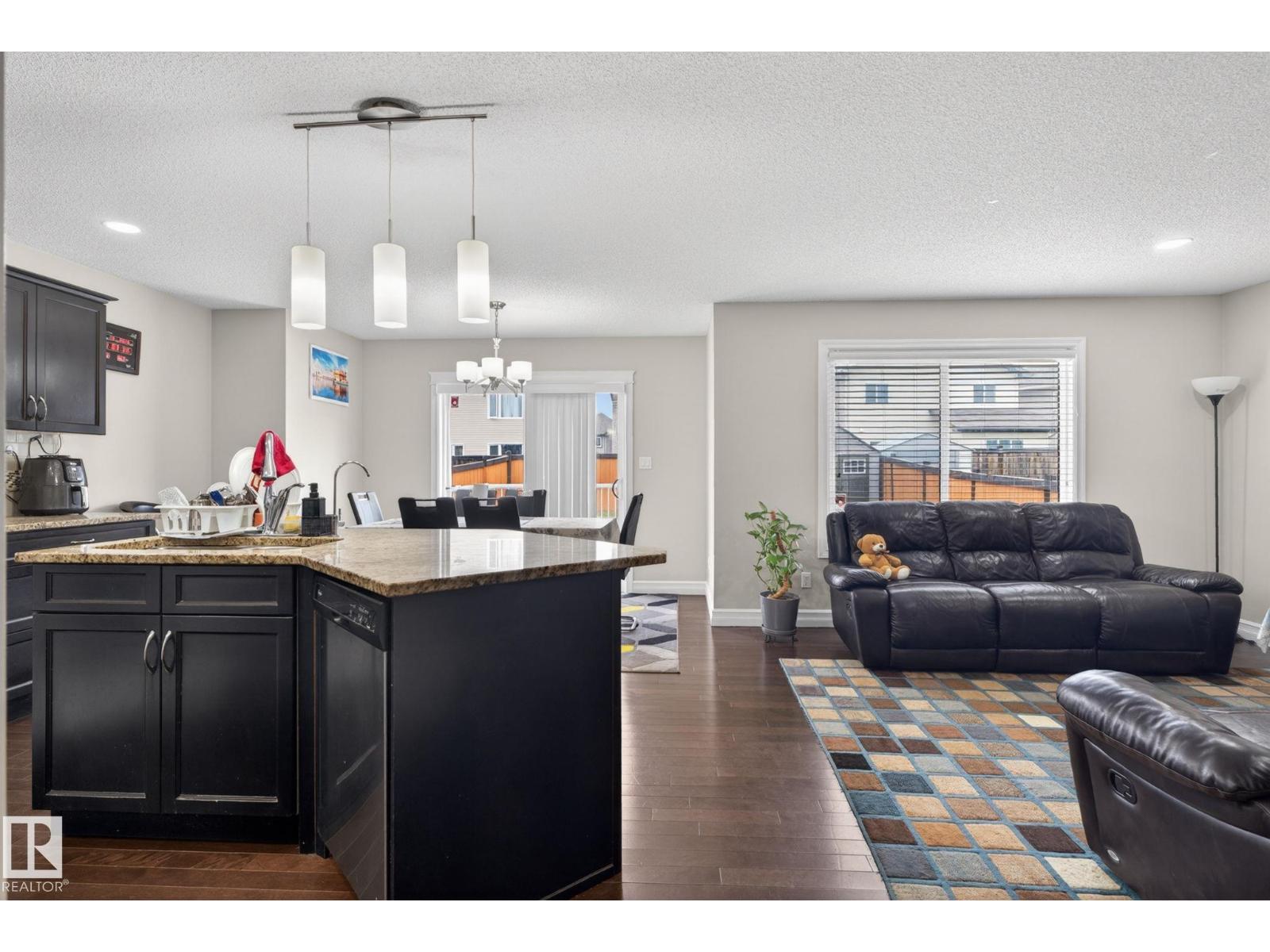 3350 18B ST NW - 10
