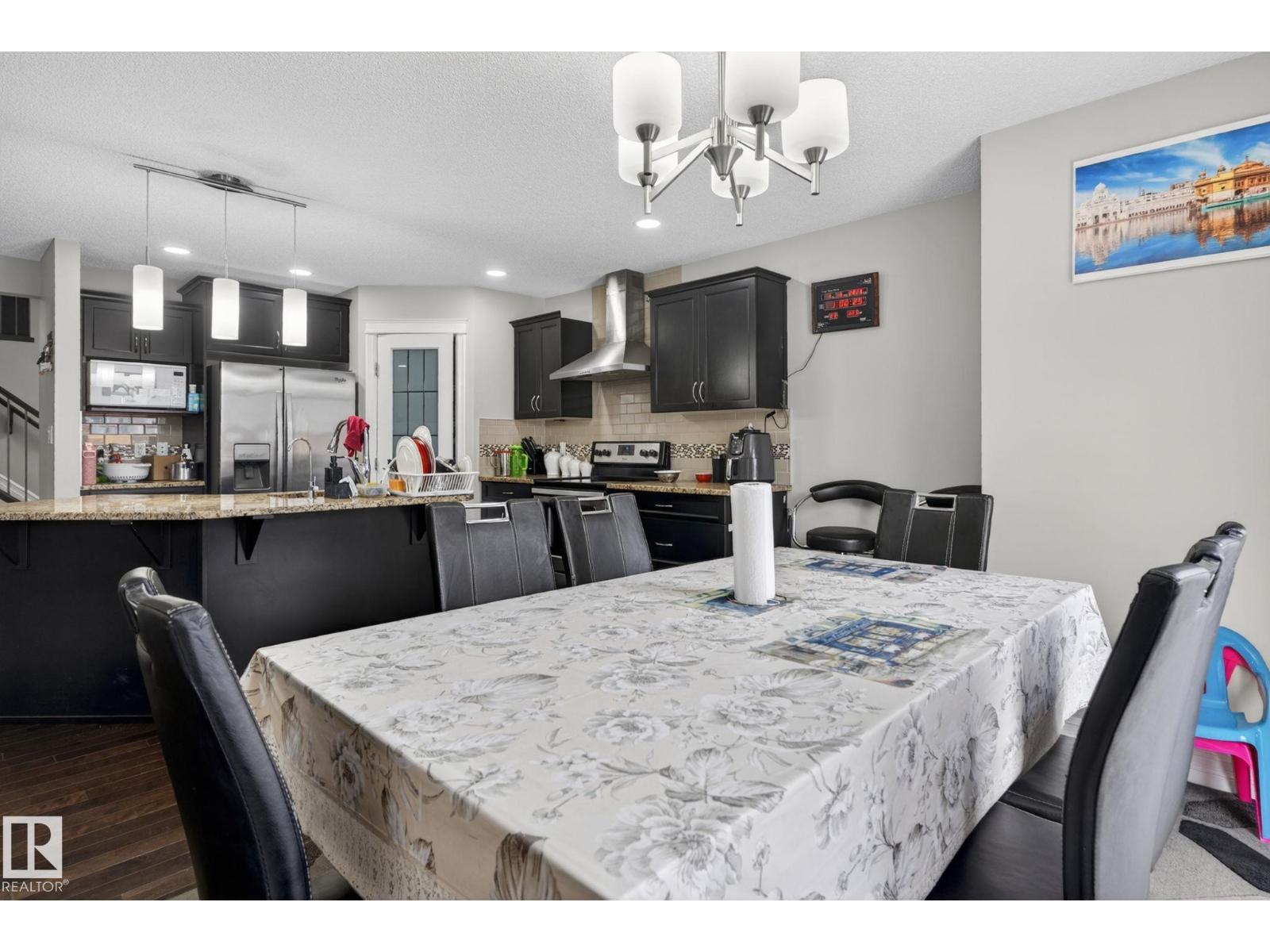 3350 18B ST NW - 20