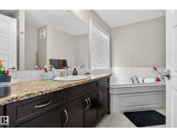3350 18b Av Nw, Edmonton, AB T6T0R4 Photo 35