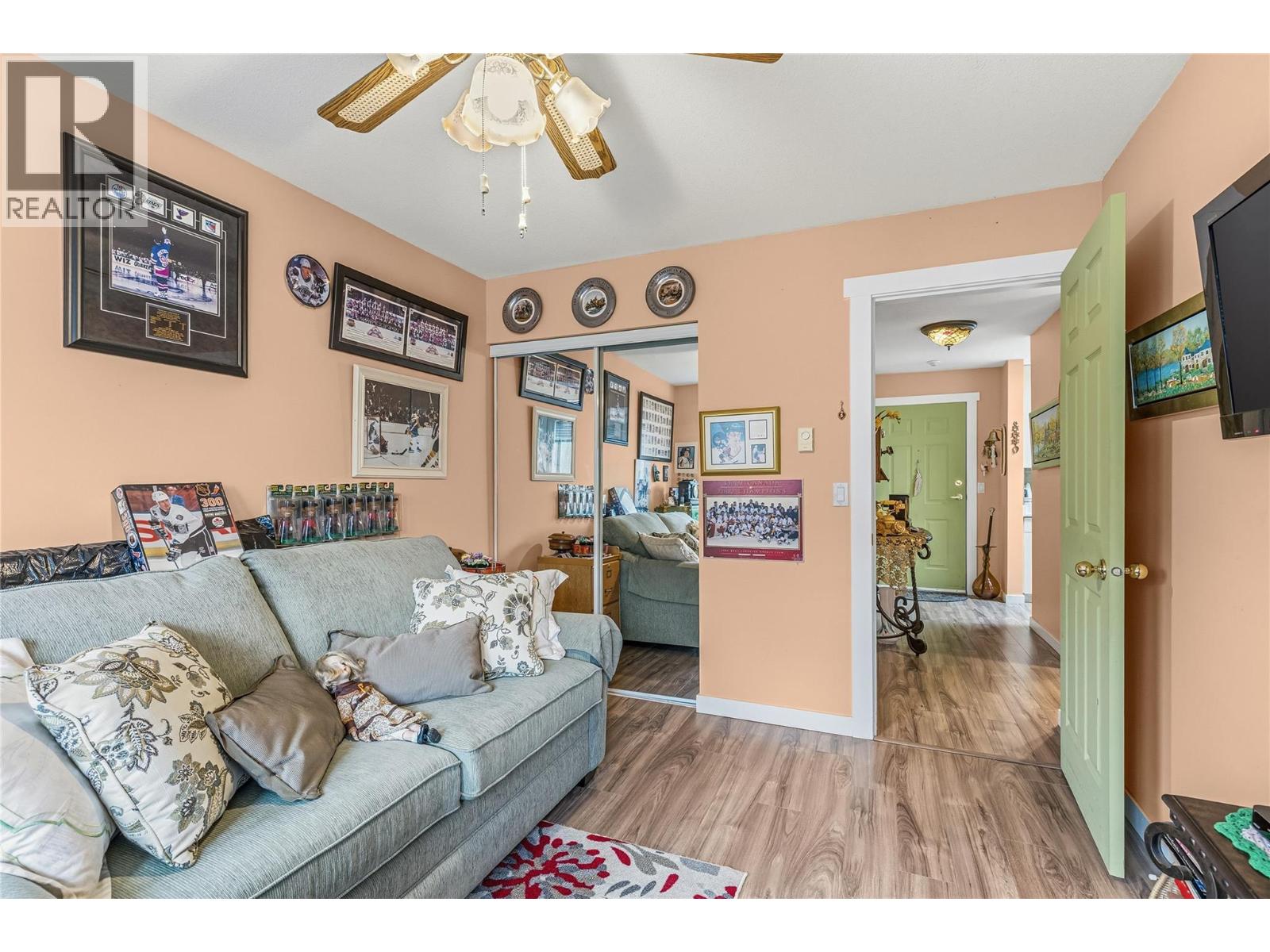 #304 3609 30 Avenue - 27