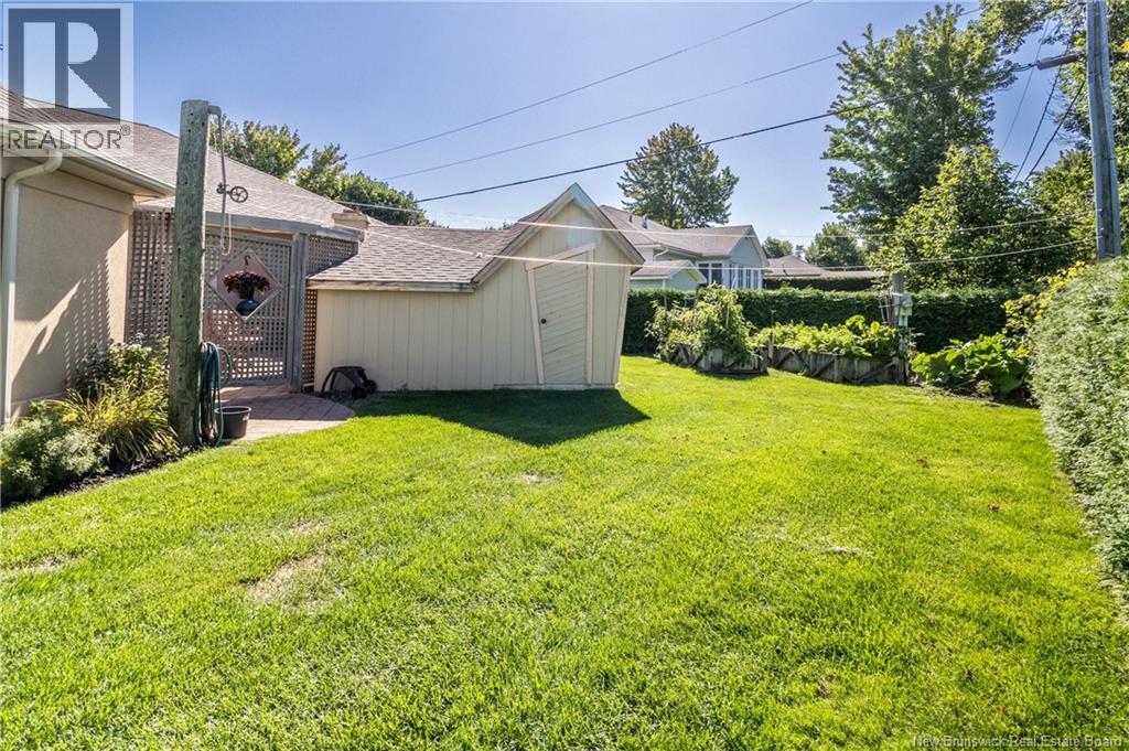 131 Creighton Street North - Image 4