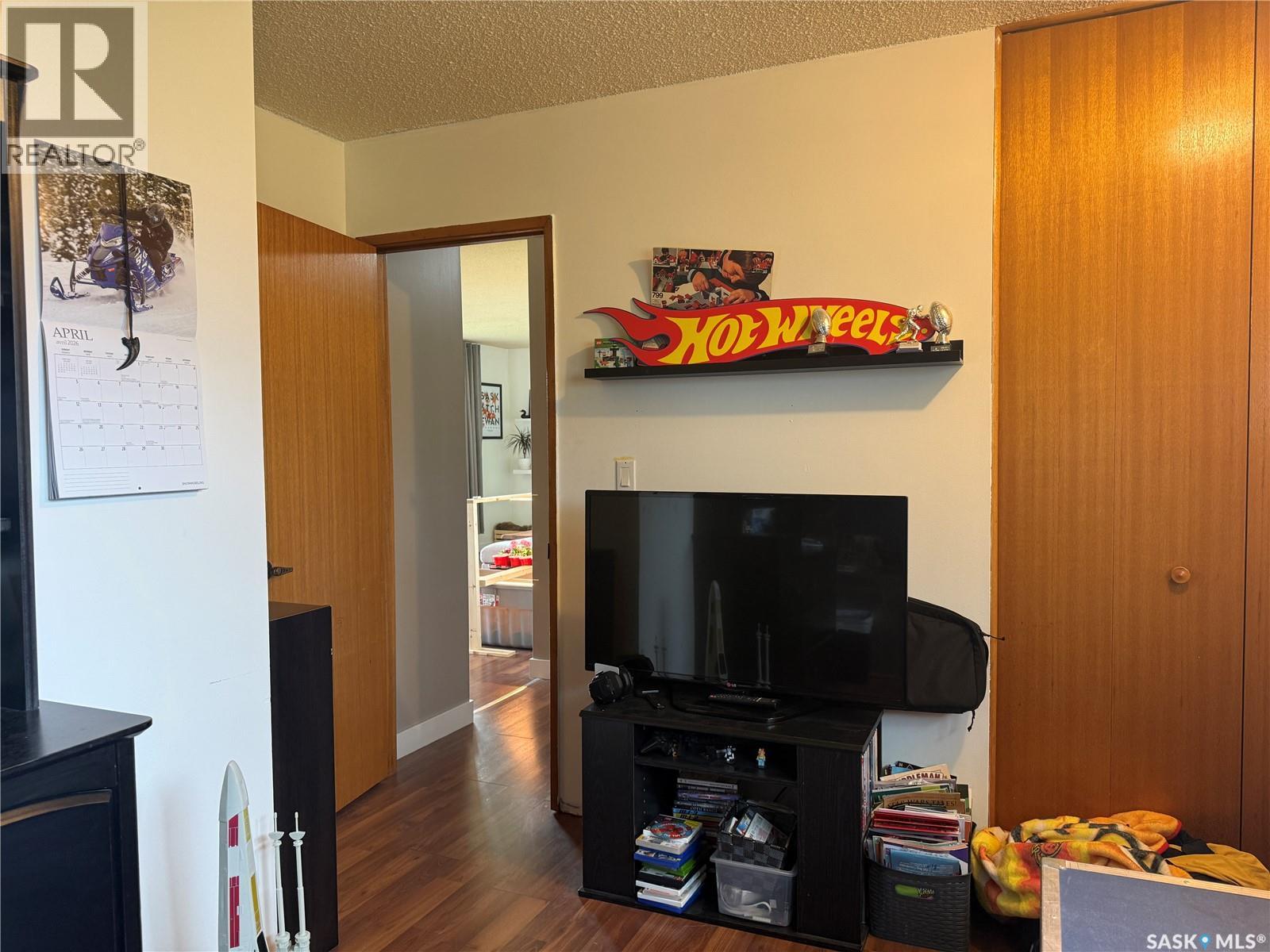401 Golspie STREET — photo 22