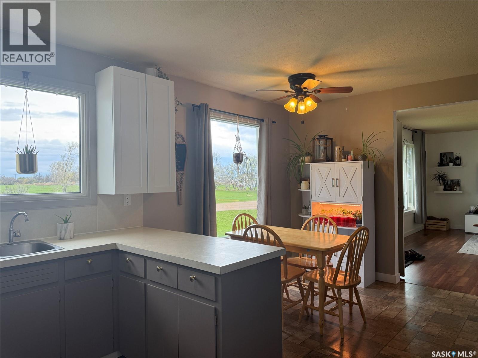401 Golspie STREET — photo 9