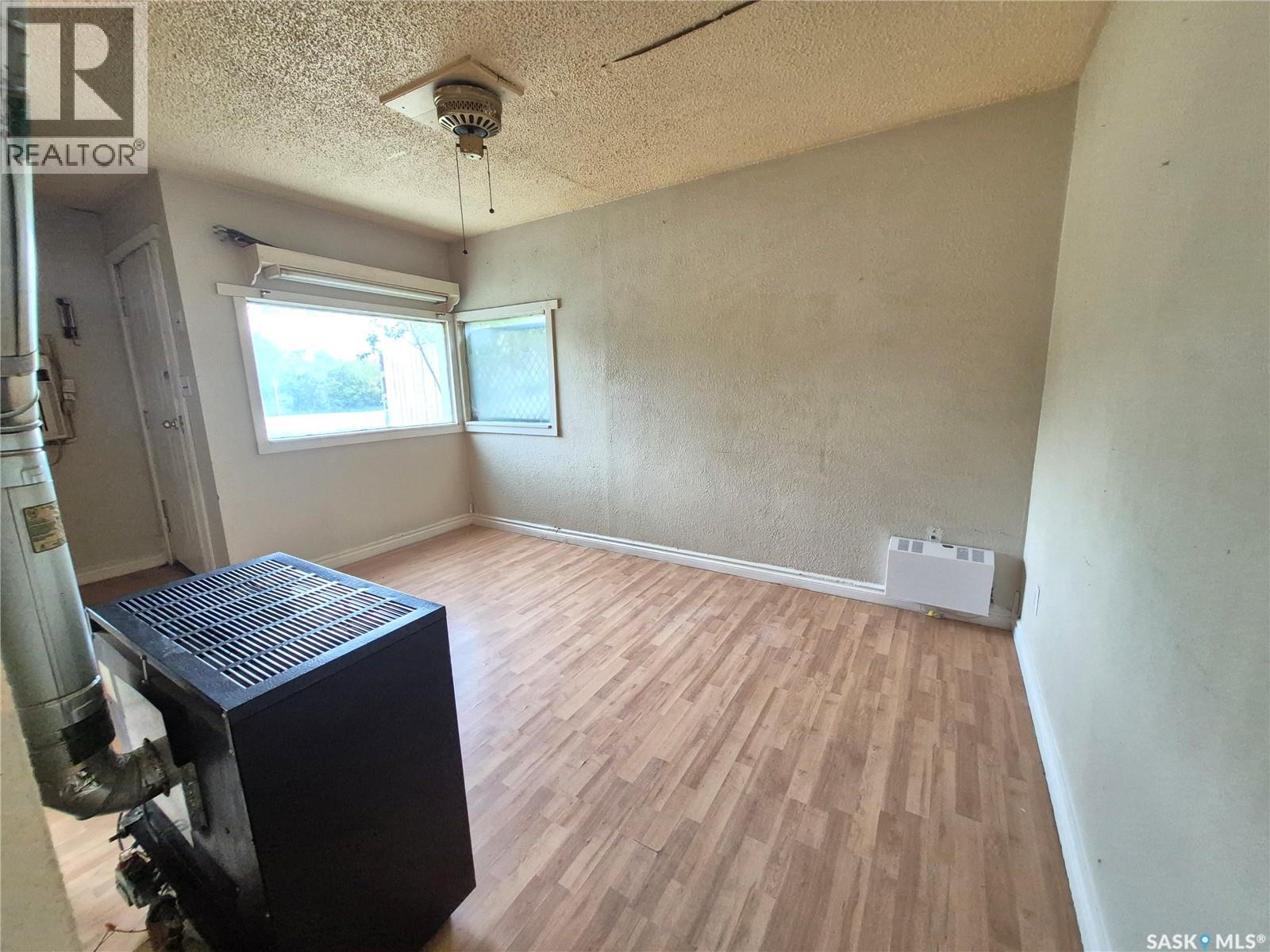 930 1st AVENUE NW — photo 8
