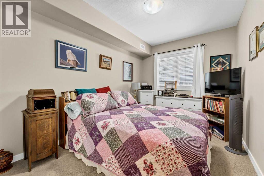 #305 19 Terrace View NE - 20