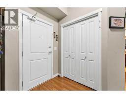 3pc Bathroom - 305, 19 Terrace View Ne, Medicine Hat, AB T1C0E8 Photo 7
