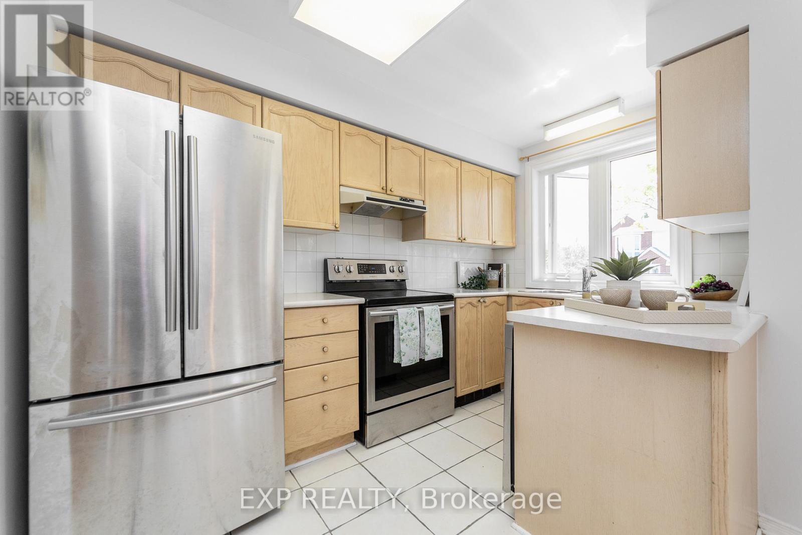 2 Bed, 2 Bath House for Sale in Ottawa – 324 BRISTON PRIVATE, Ottawa – MLS# X13410978 - Image 21