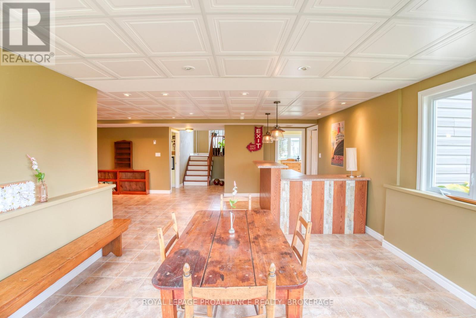2318 HIGHWAY 15 - 40