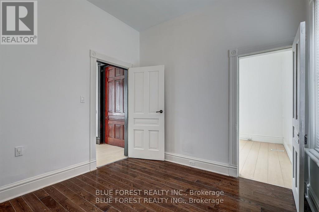 36 ADELAIDE STREET S - 14