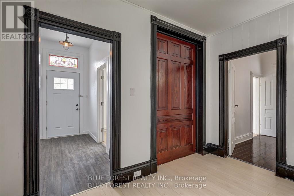 36 ADELAIDE STREET S - 5