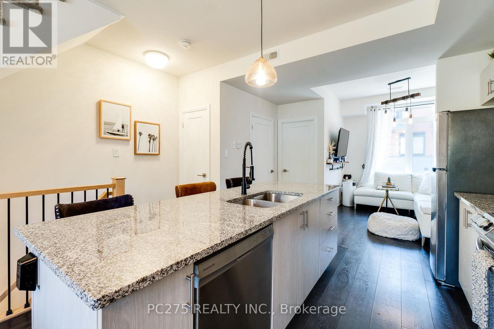 #34 2 WILLOW STREET - 10