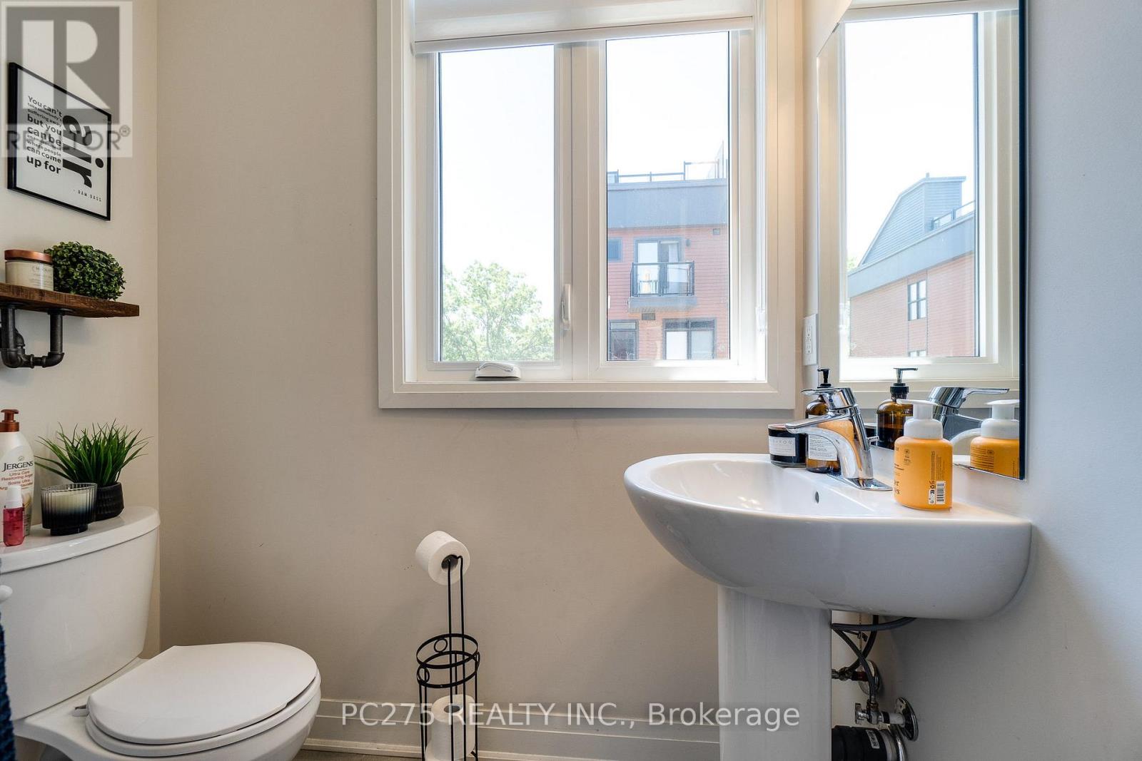#34 2 WILLOW STREET - 15