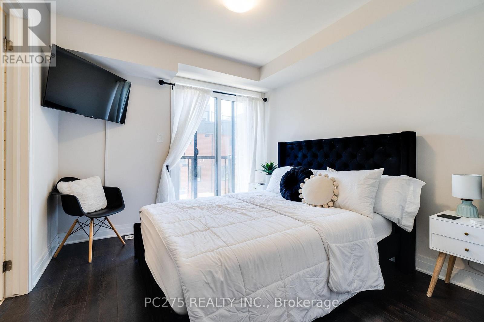 #34 2 WILLOW STREET - 18