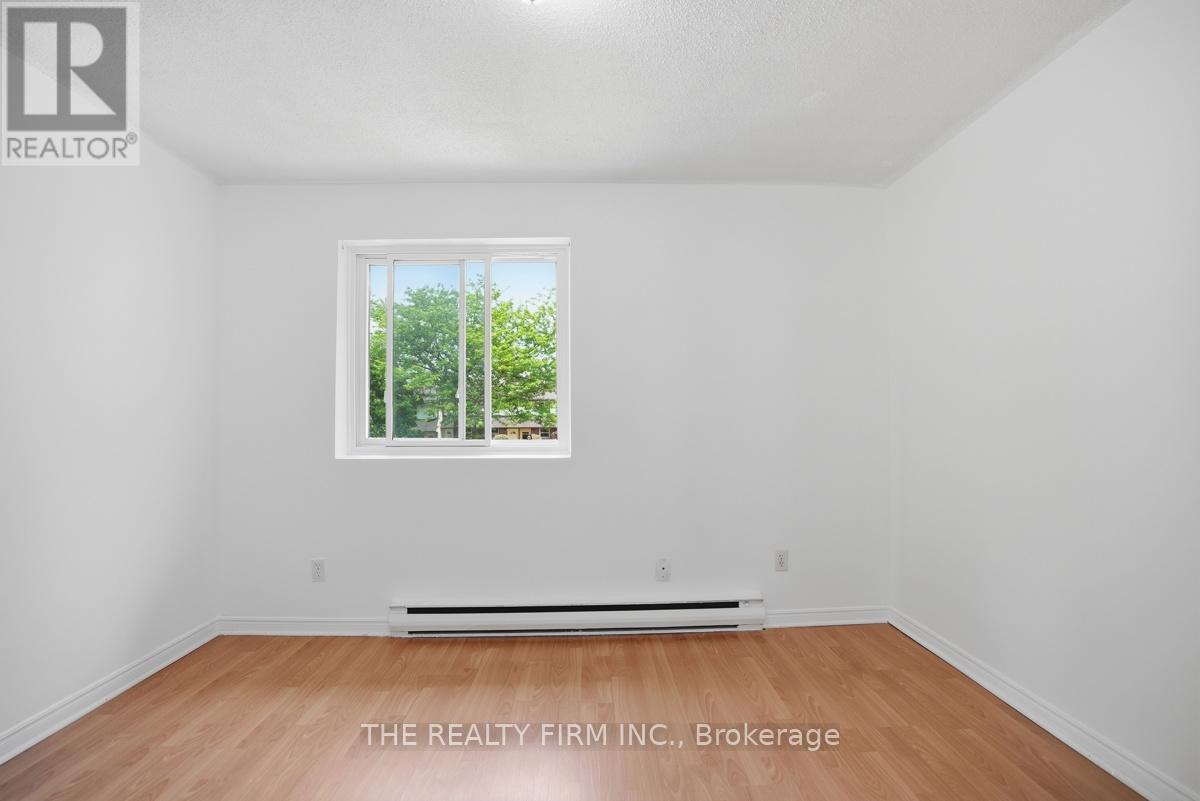 #10 1919 TRAFALGAR STREET - 11