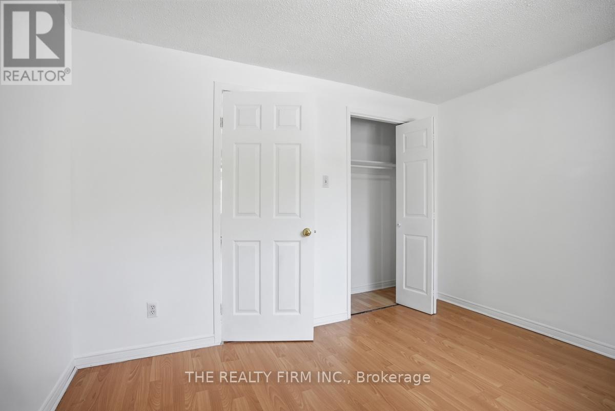 #10 1919 TRAFALGAR STREET - 12