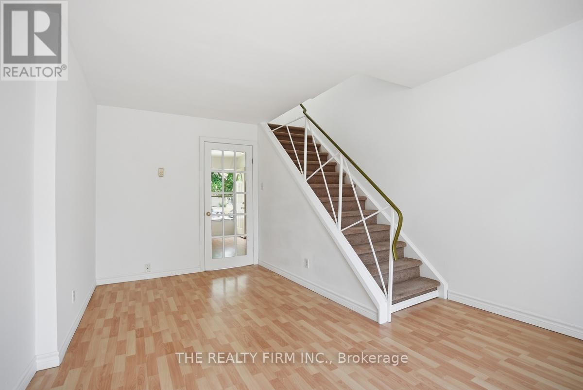 #10 1919 TRAFALGAR STREET - 9