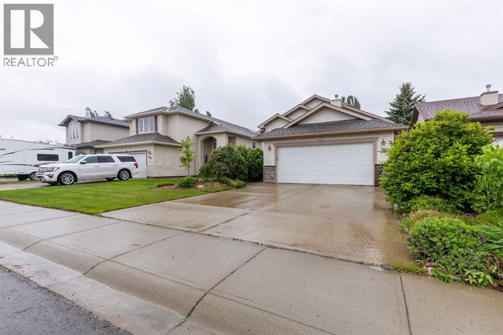 293 Heritage Boulevard W - photo 2