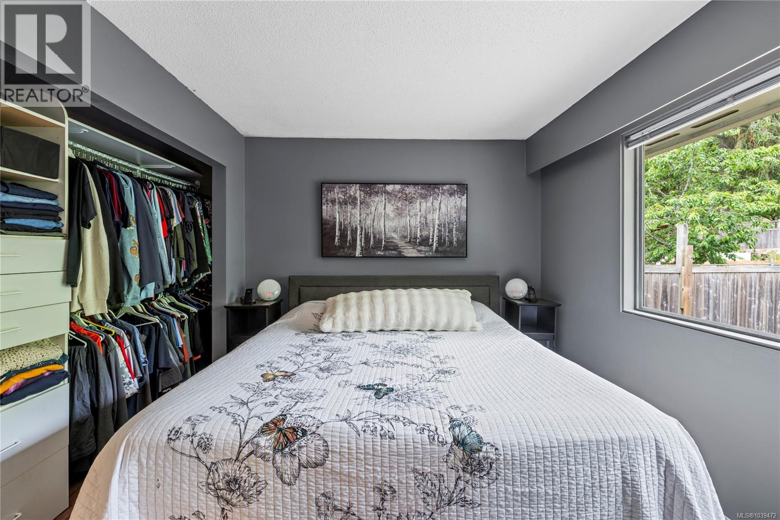 3348 Departure Bay Rd - 23