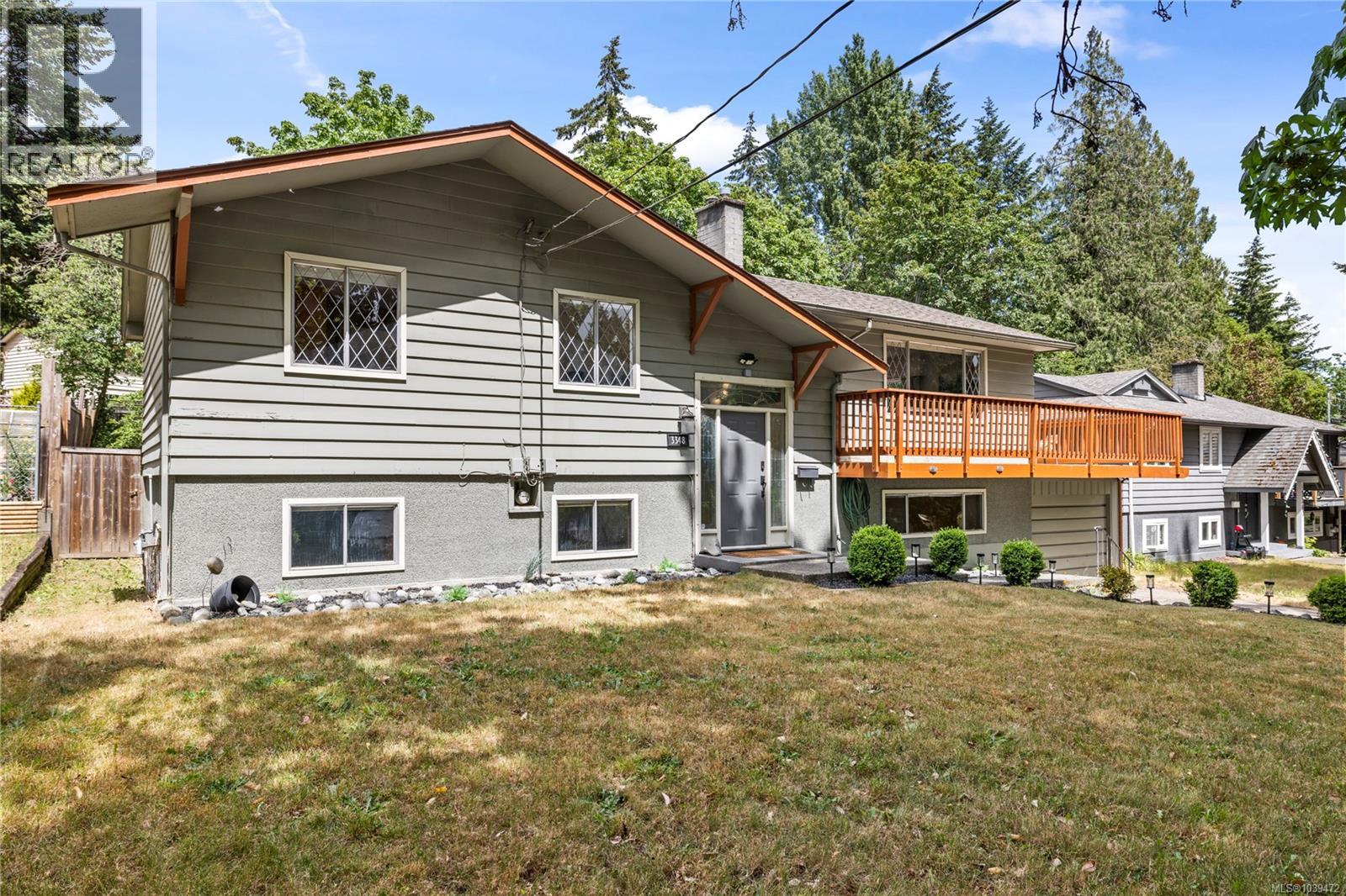 3348 Departure Bay Rd - 46