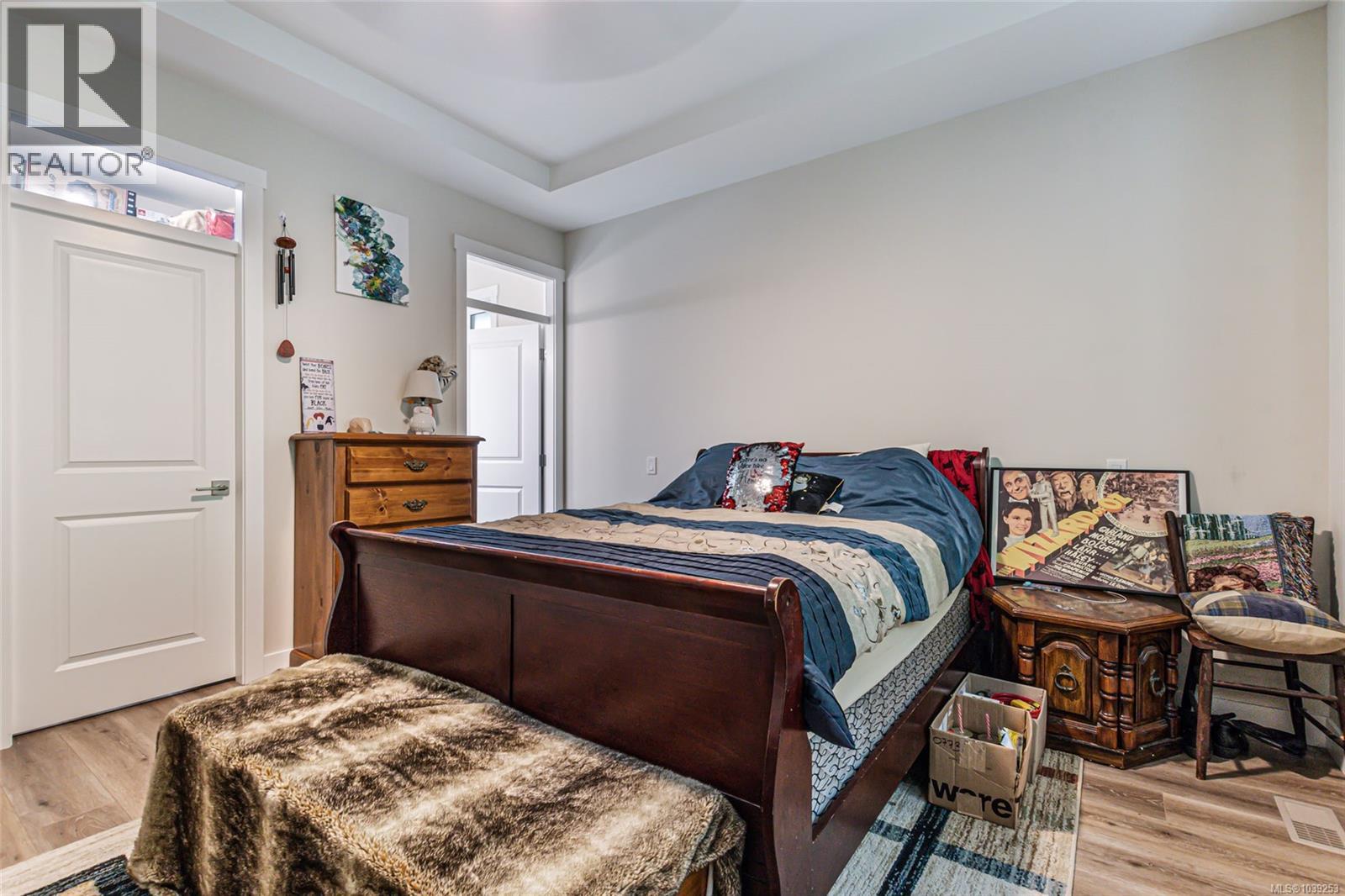 924 Craig Rd - 19