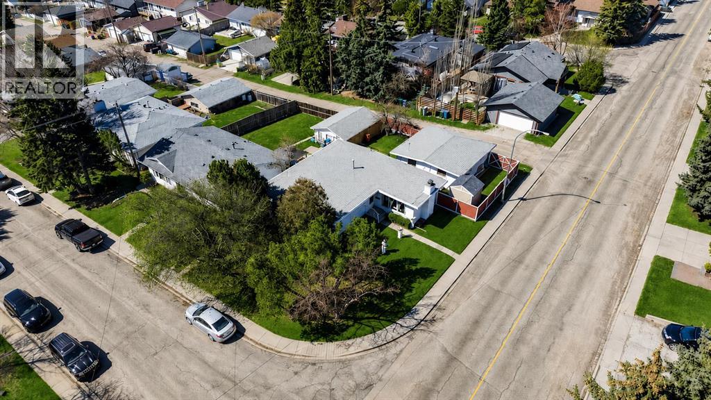 6451 70 Street NW - photo 2