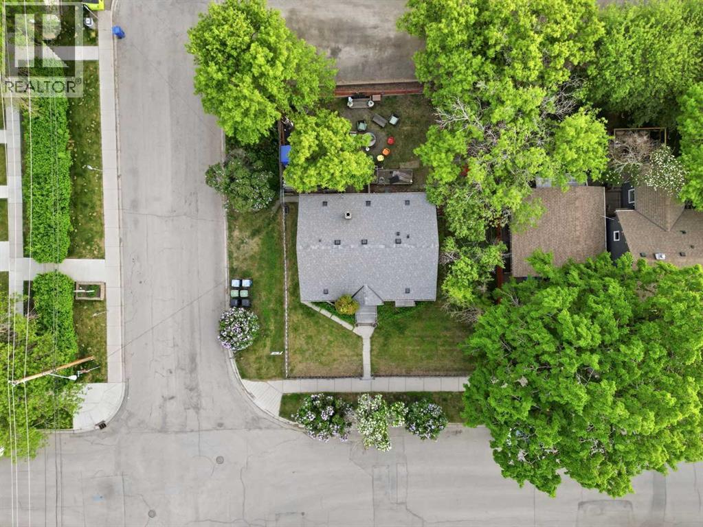 1339 11 Avenue SE - 1