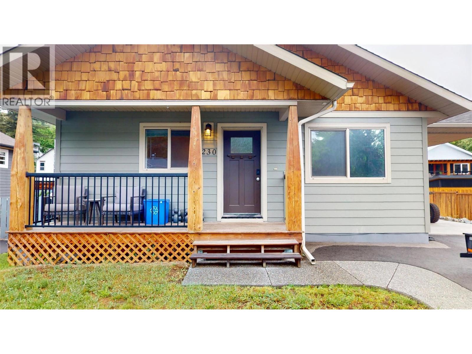 230 303 Avenue - Image 2