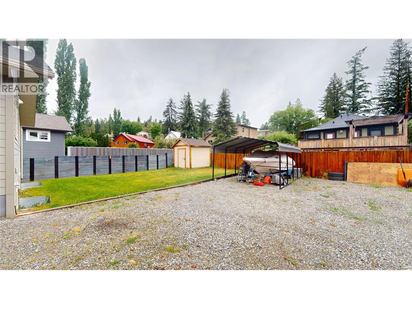 230 303 Avenue - 30