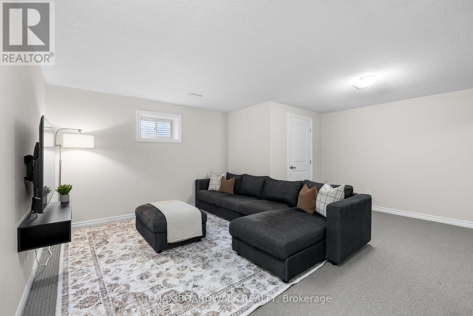 6331 PERTH STREET - 29