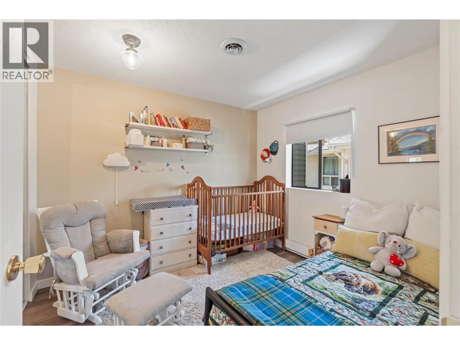 #13 145 NICOLA Street - 17