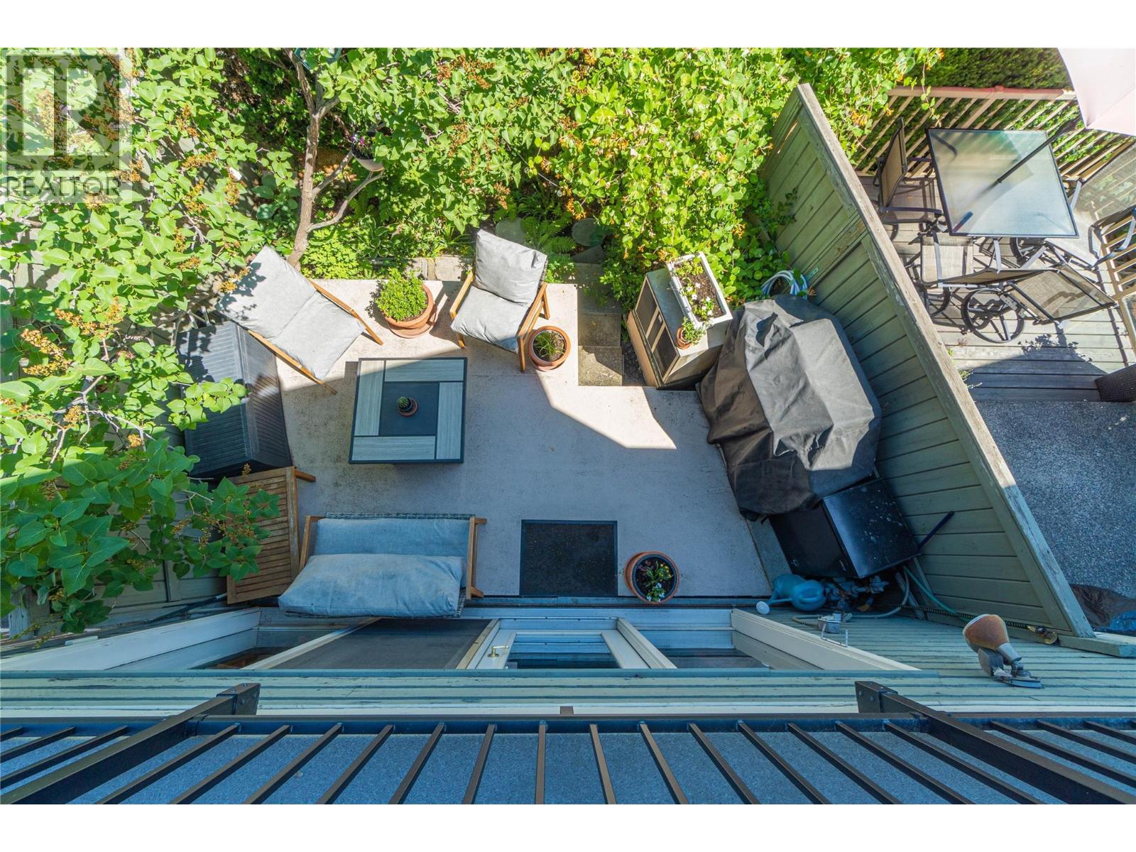 #13 145 NICOLA Street - 29