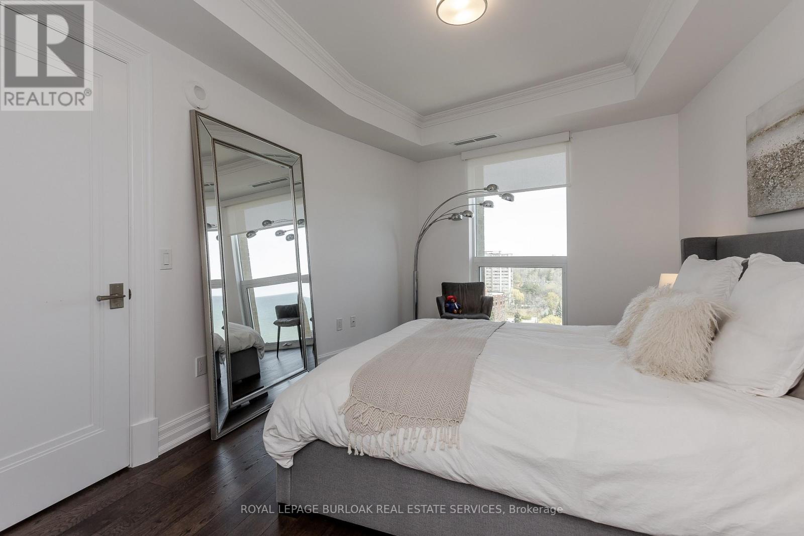 #1303 2060 LAKESHORE ROAD - 31