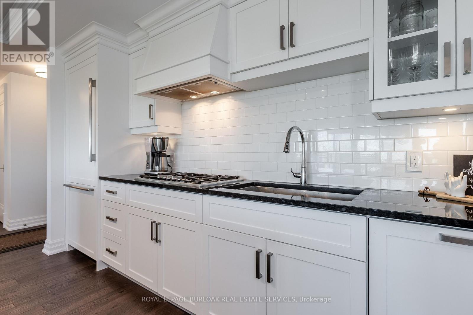 #1303 2060 LAKESHORE ROAD - 6