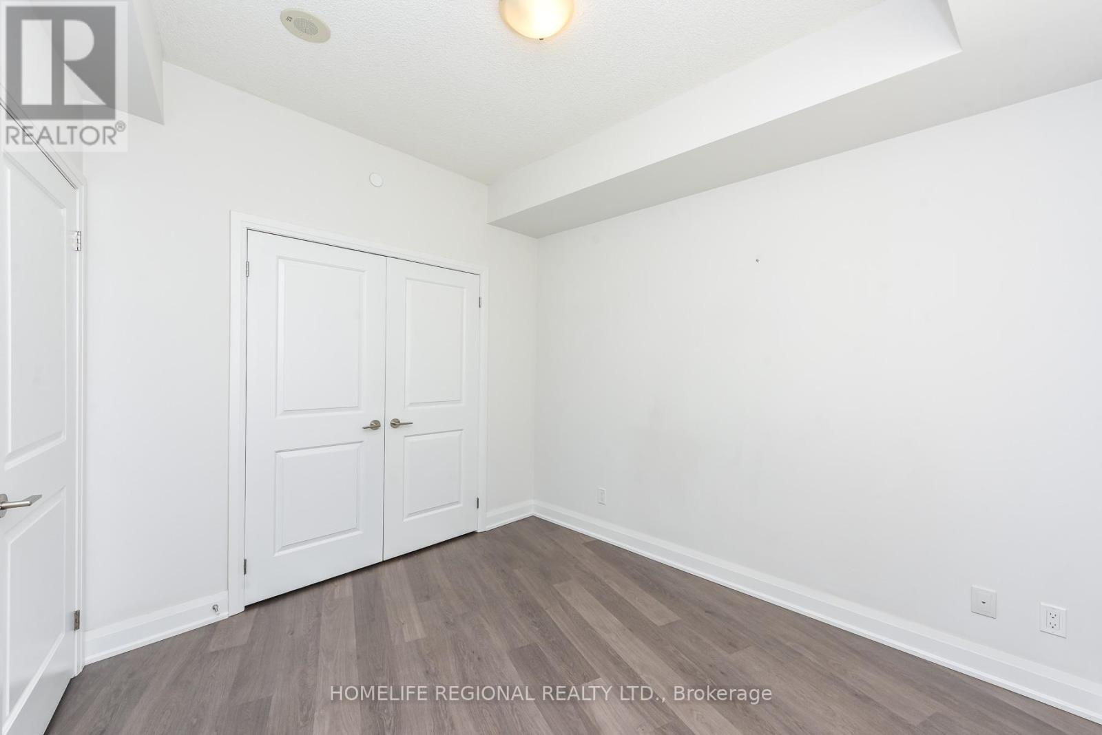 #1306 25 FONTENAY COURT - Image 21